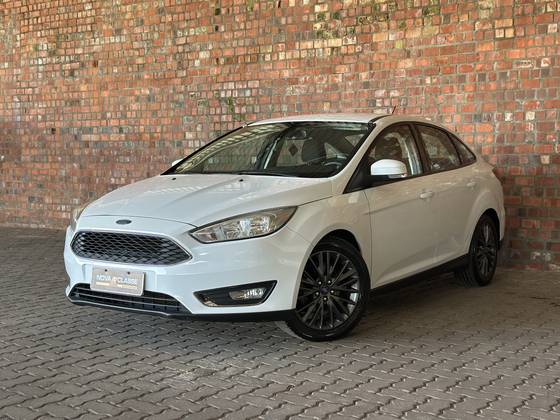 FORD FOCUS 2.0 SE PLUS 16V FLEX 4P POWERSHIFT FORD FOCUS 2.0 SE PLUS 16V FLEX 4P POWERSHIFT